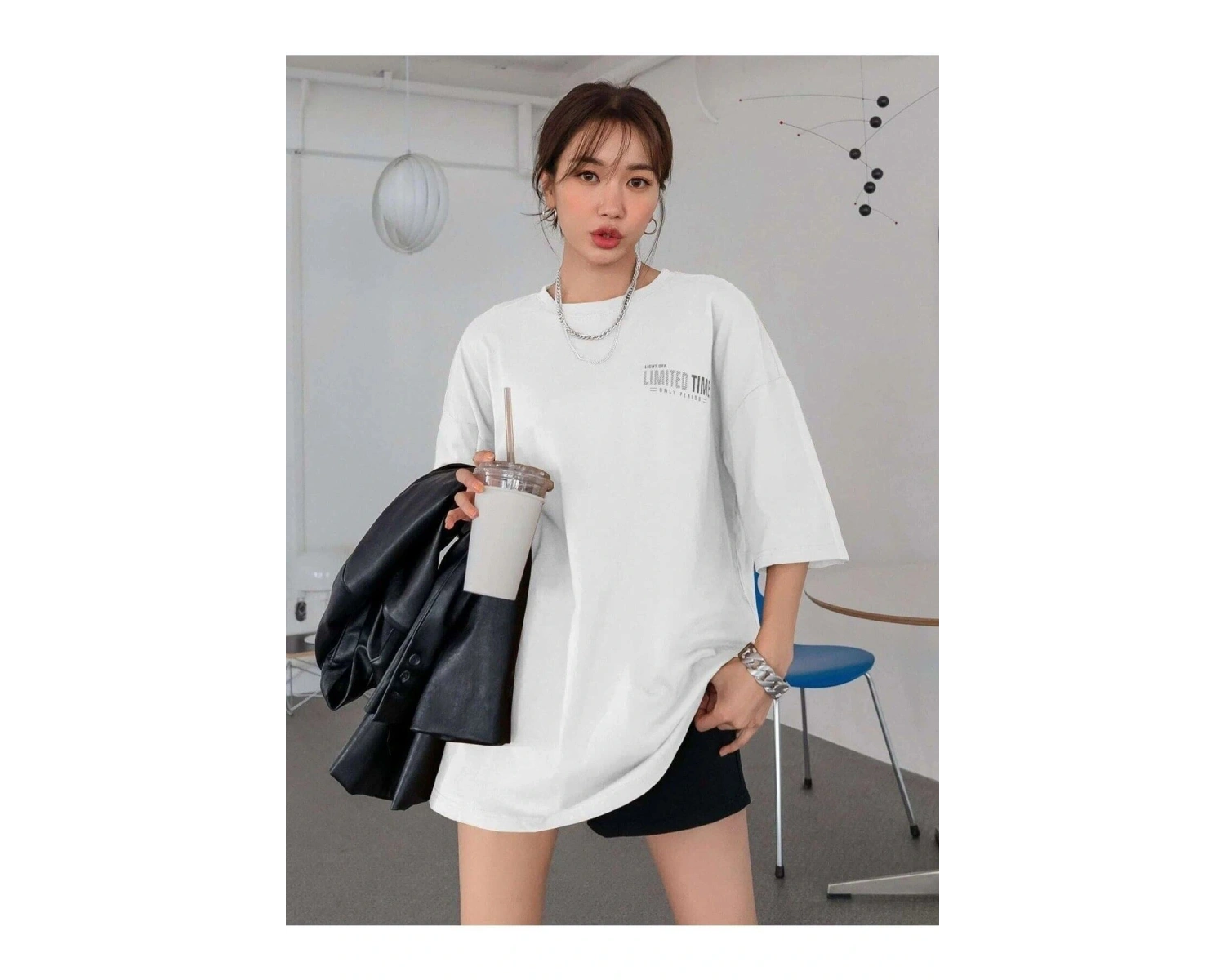 Kadın Beyaz Oversize Limited Time Baskılı Tshirt