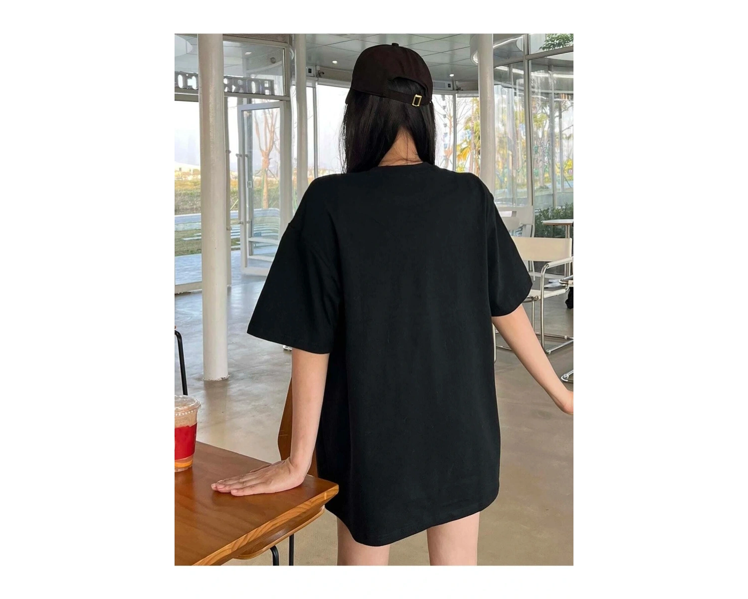 Kadın Beyaz Tavşan Baskılı Oversize T-shirt