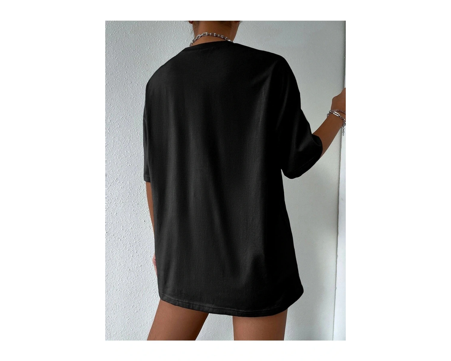 Kadın Çizgili Figür Oversize Siyah T-shirt