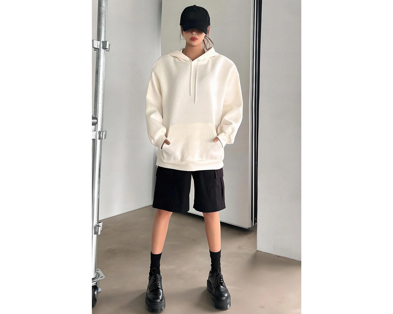 Kadın Ekru Düz Kapüşonlu Oversize 3 iplik Şardonlu Salaş Bol Kesim Hoodie Sweatsh Beyaz