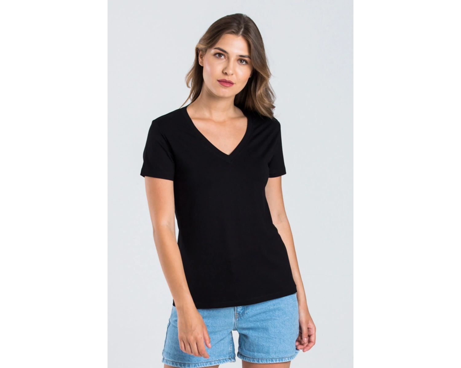 Kadın Ekru Renk V Yaka Kısa Kollu Viskon T-Shirt