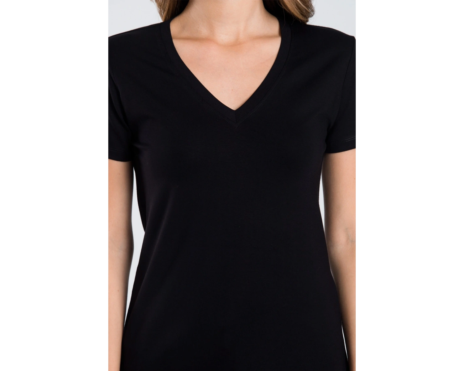 Kadın Ekru Renk V Yaka Kısa Kollu Viskon T-Shirt