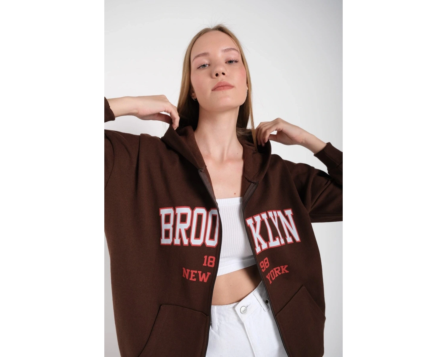 Kadın Kahverengi Brooklyn Baskılı Oversize Hırka brooklynhırka Kahverengi