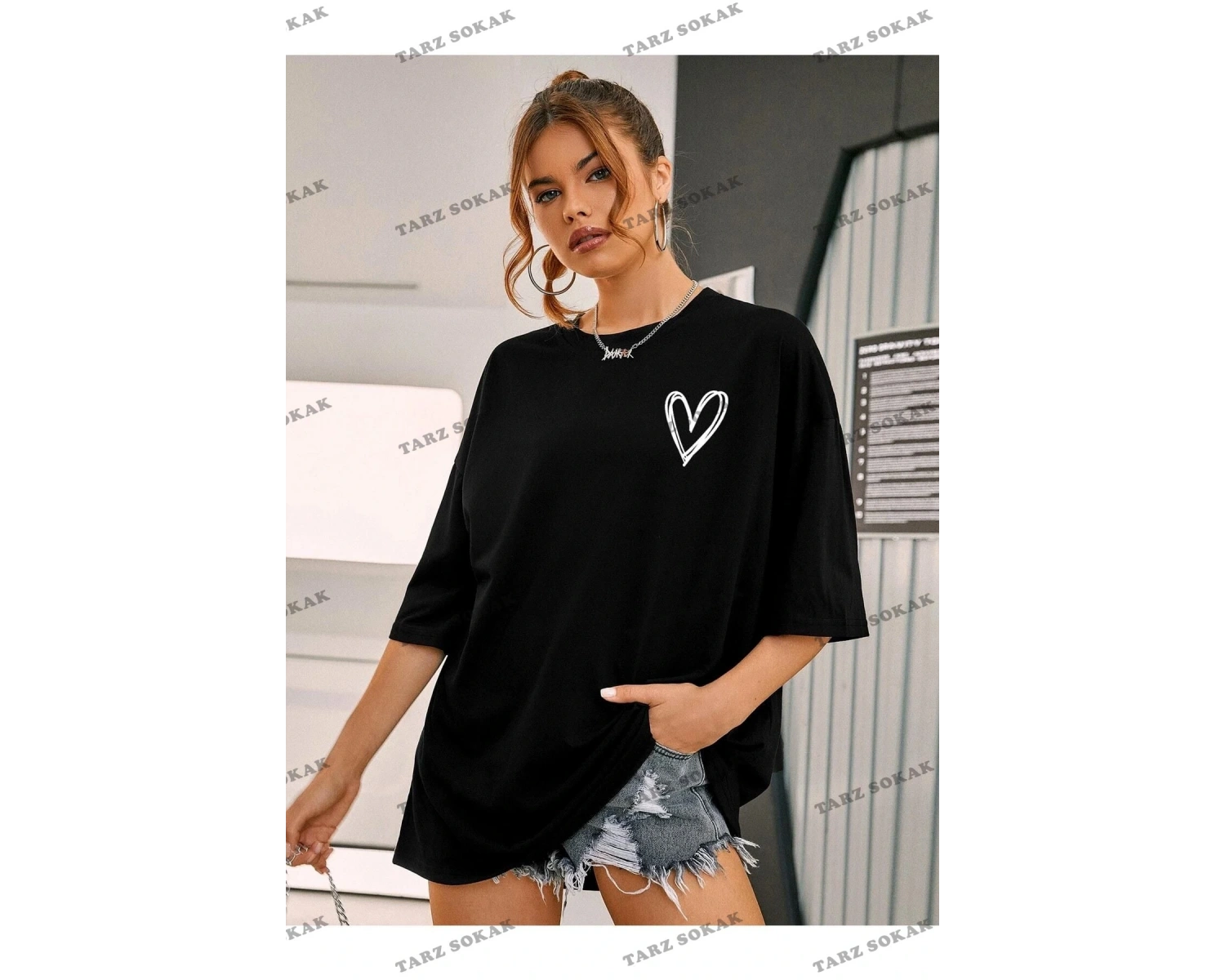 Kadın Küçük Kalp Baskılı Oversize