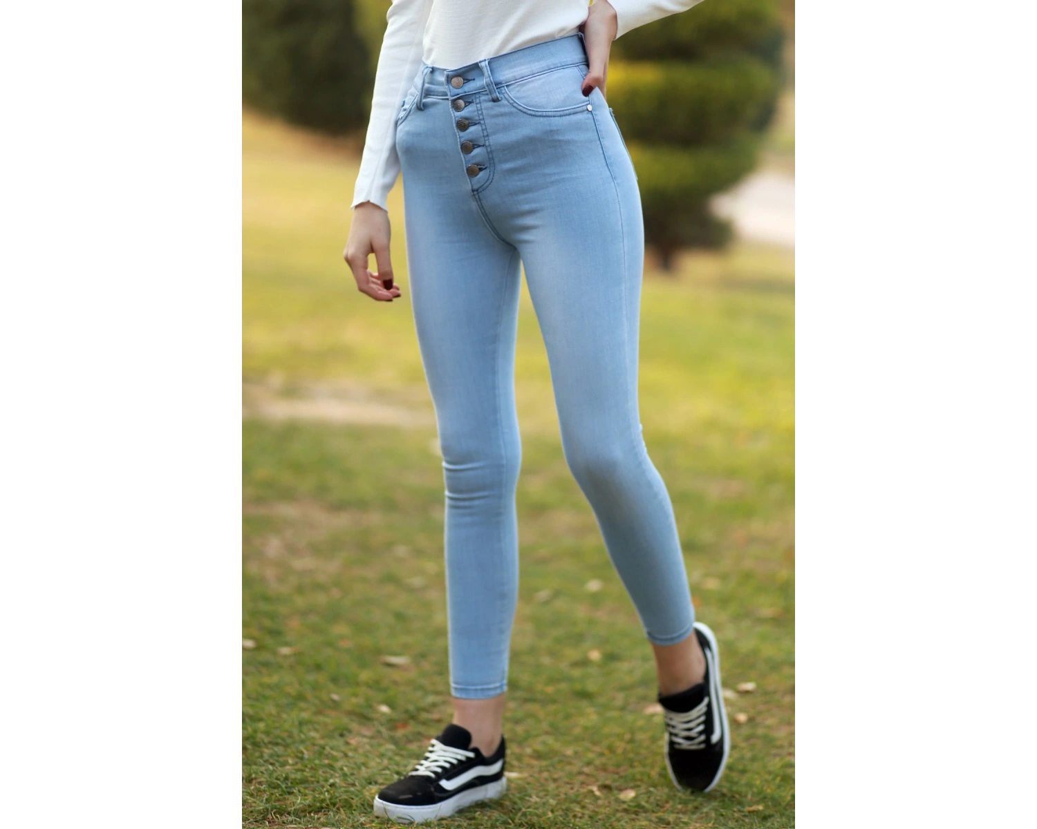 Kadın Mavi Düğmeli Pantolon