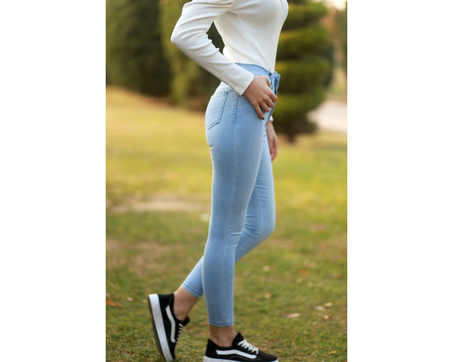 Kadın Mavi Düğmeli Pantolon