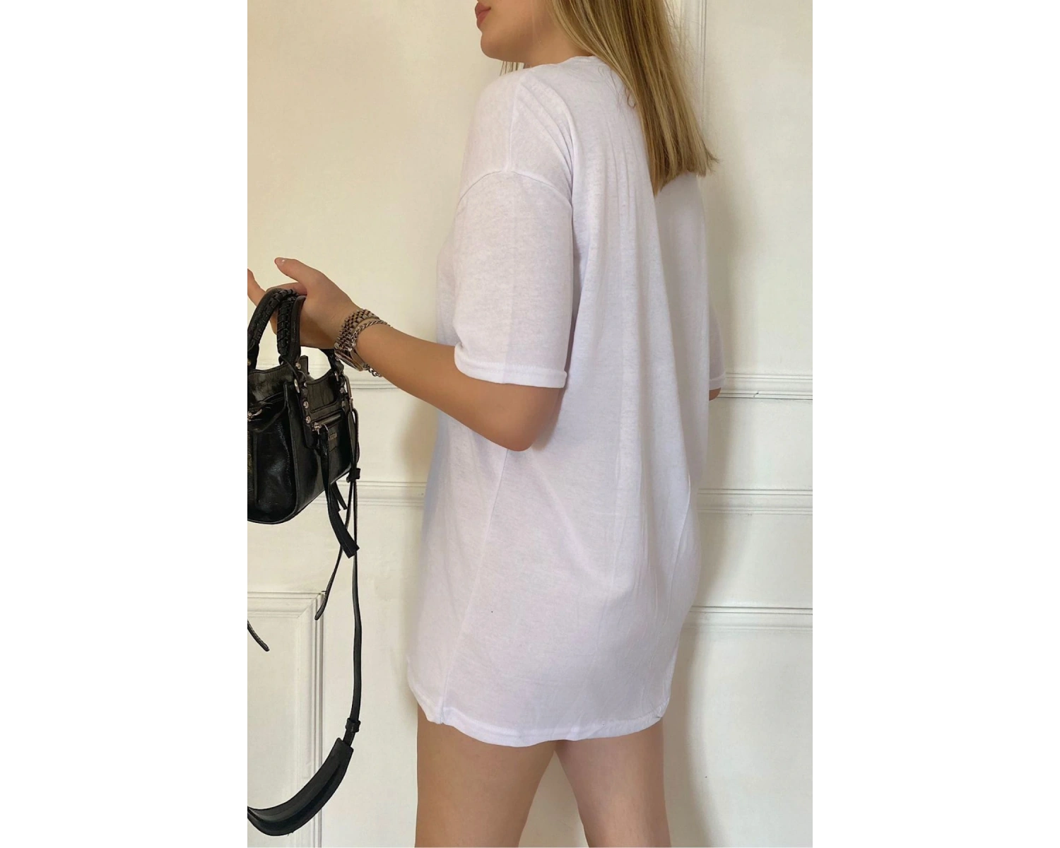 Kadın Oversize Dökümlü Tok Kumaş Kısa Kollu Tişört