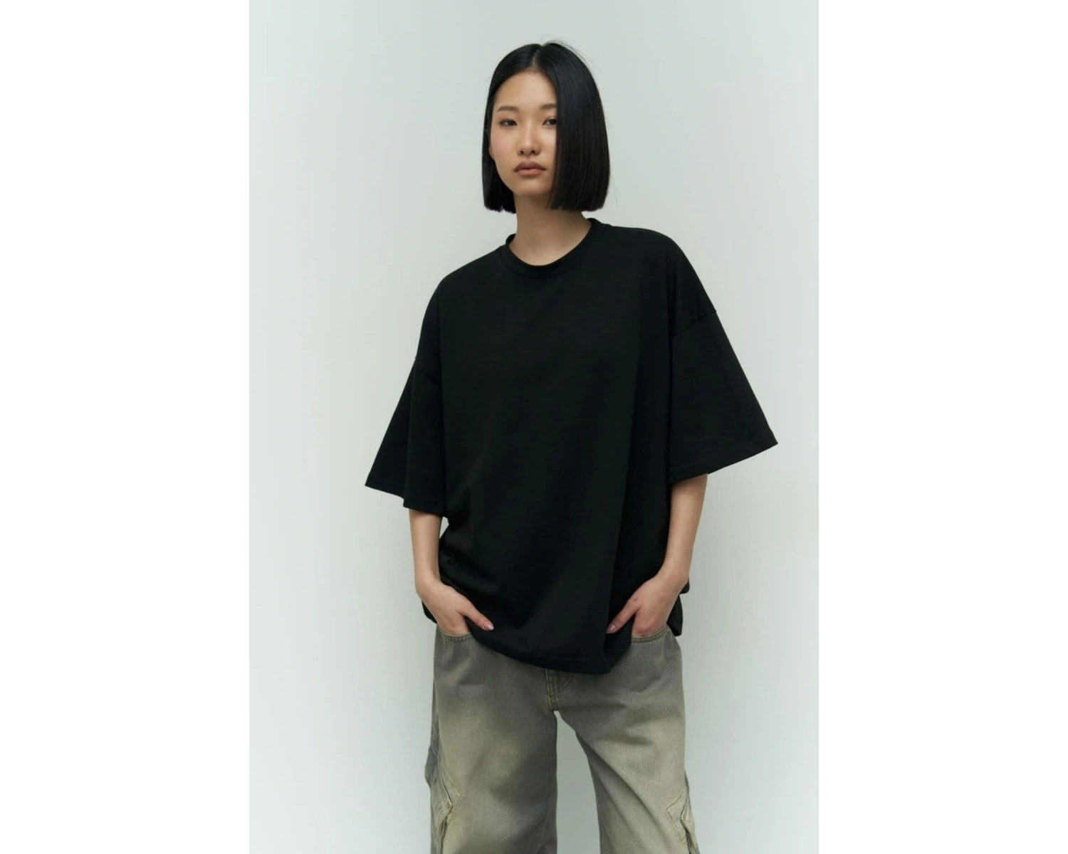 KADIN OVERSİZE NEFES ALAN BOL KESİM KISA KOLLU