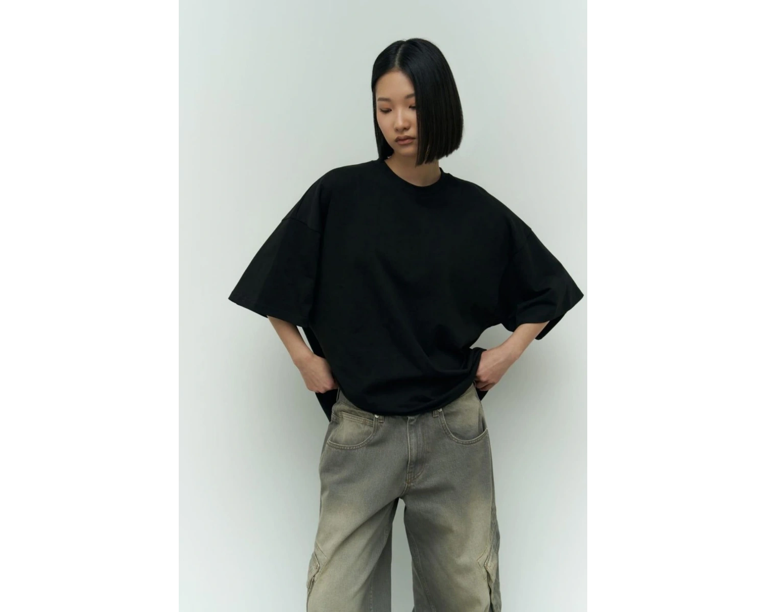 KADIN OVERSİZE NEFES ALAN BOL KESİM KISA KOLLU