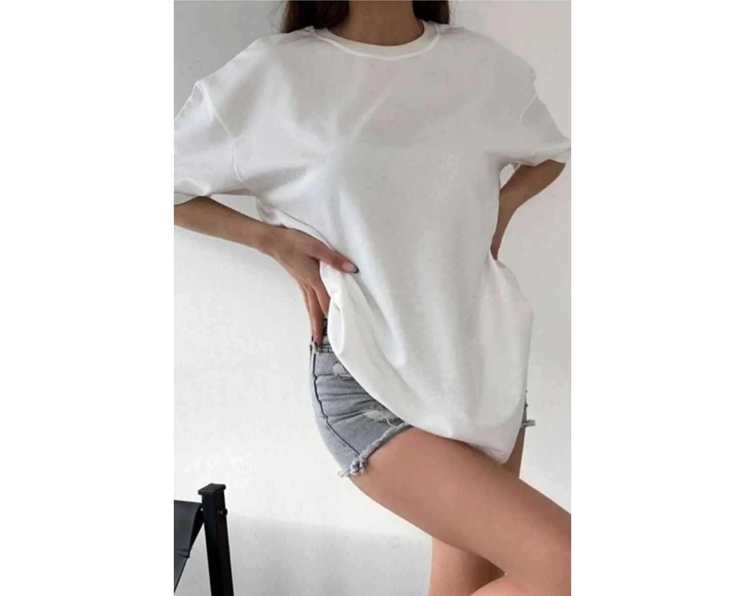 Kadın Oversize Salaş Dökümlü Tok Kısa Kollu Tişört Reşme