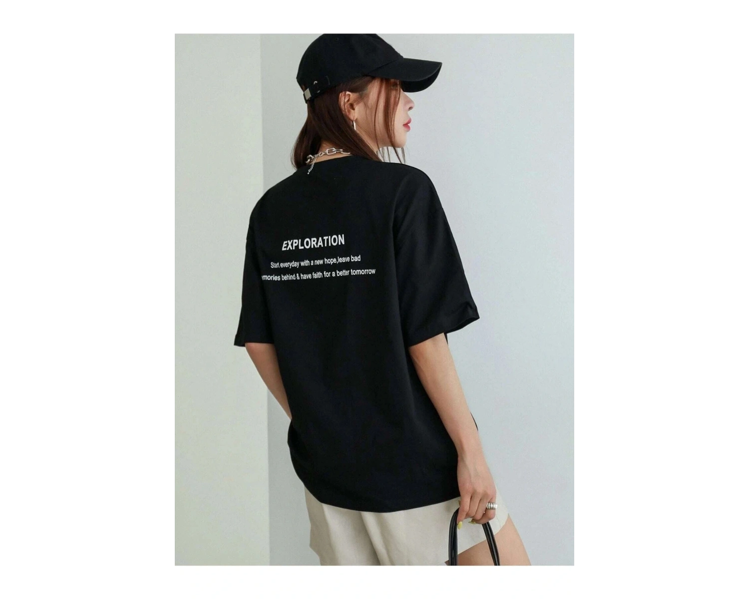 Kadın Siyah Exploration Baskılı Oversize Tişört