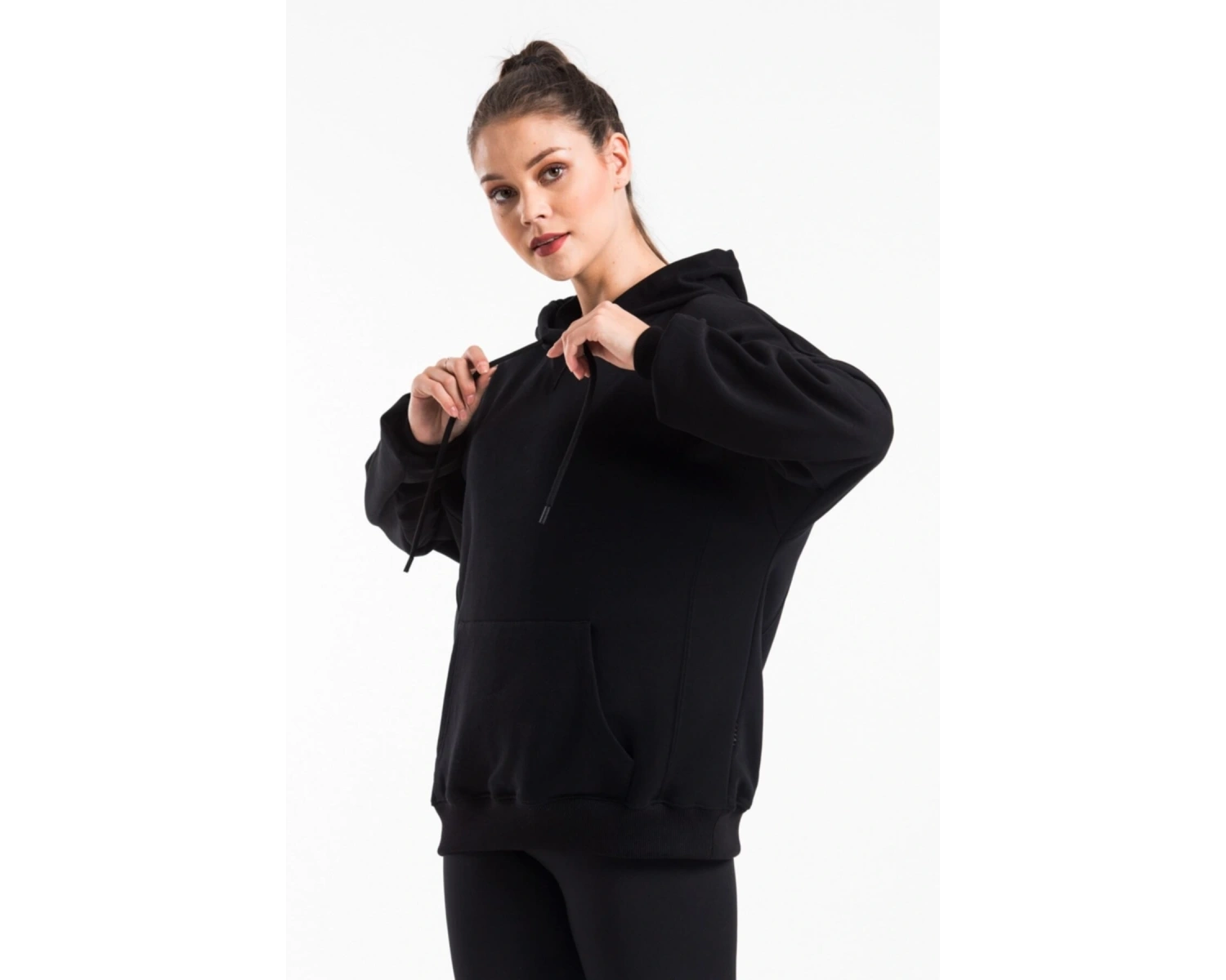 Kadın Siyah Kapüşonlu Sweatshirt Cy84194