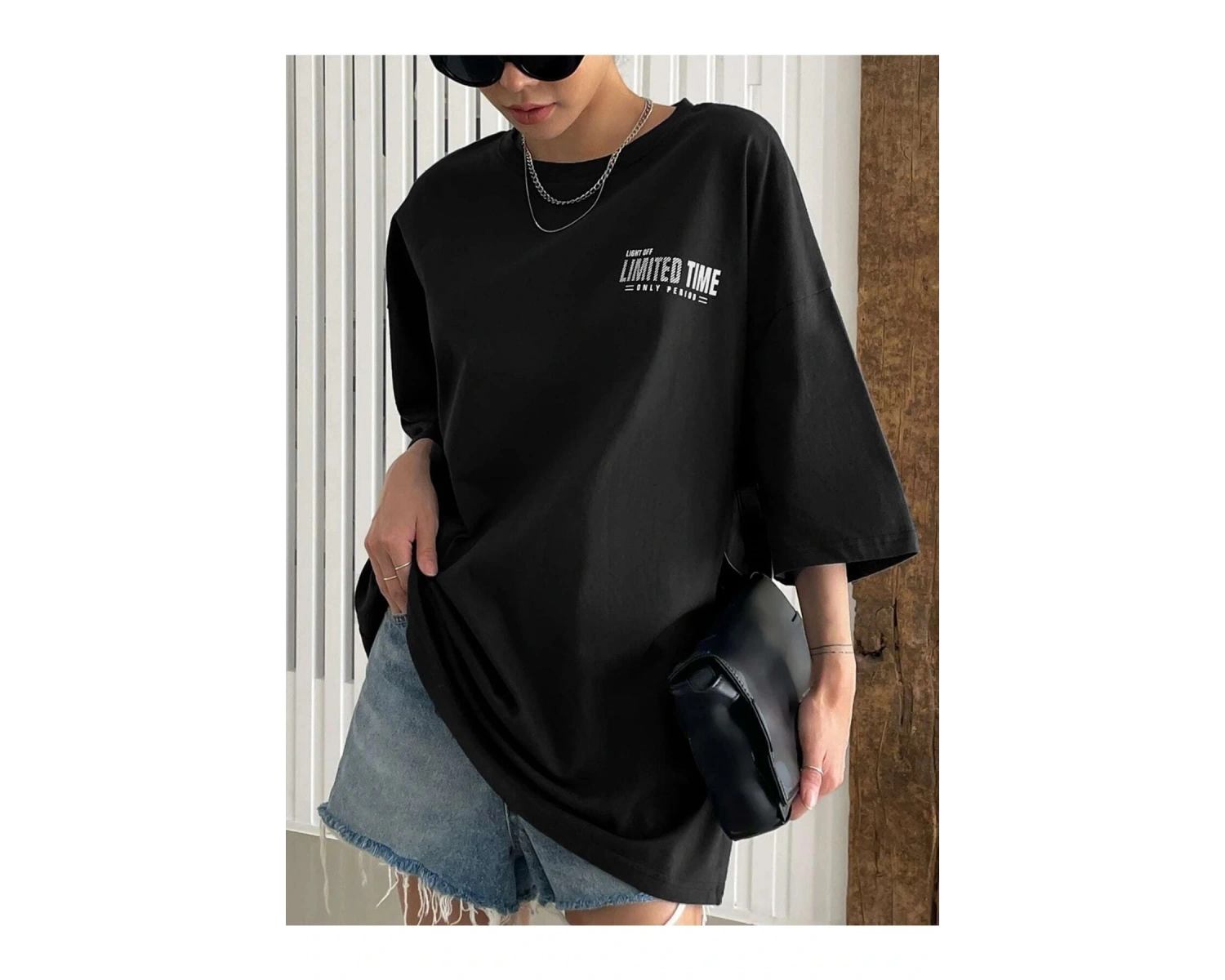 Kadın Siyah Oversize Limited Time Baskılı Tshirt