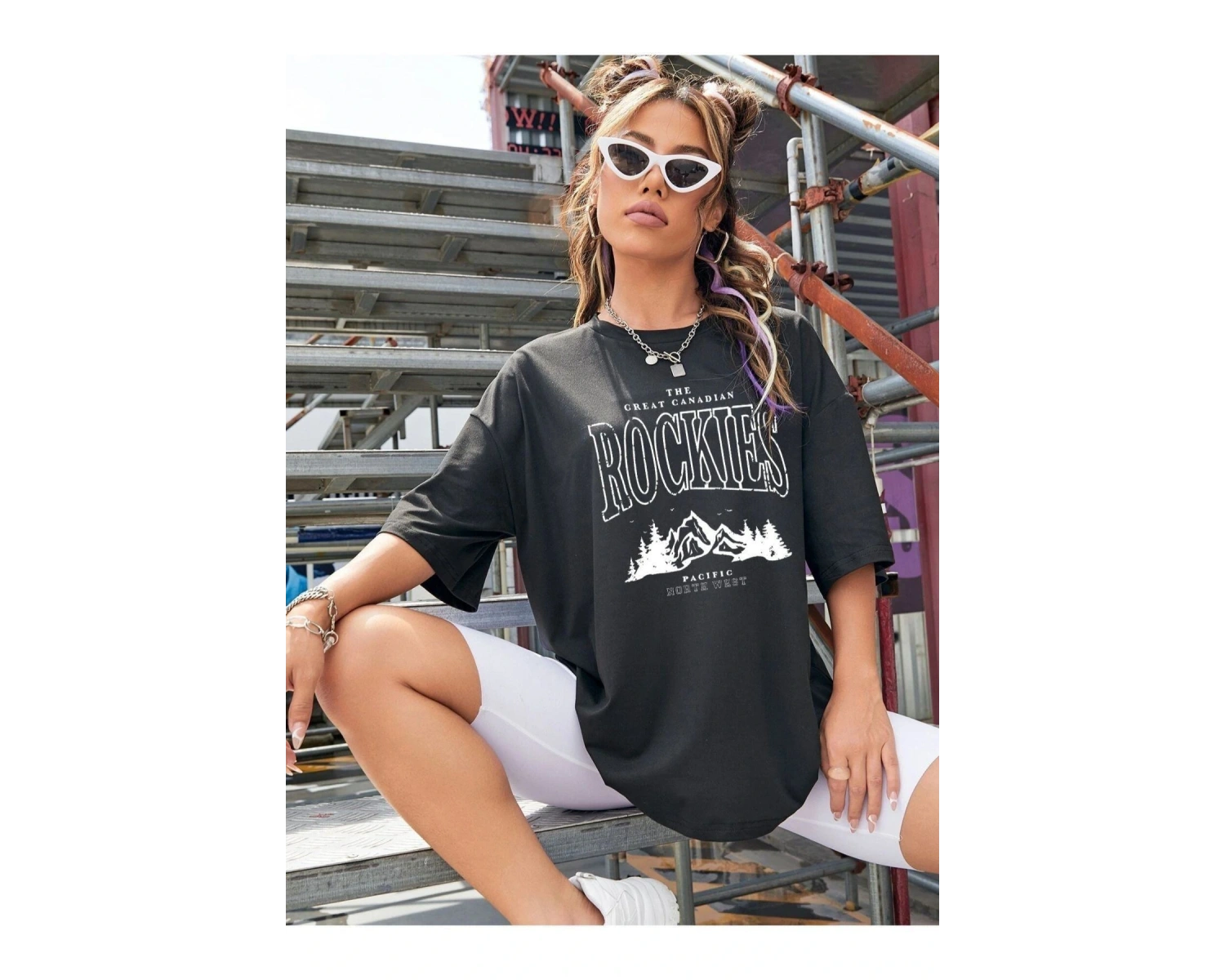 Kadın Siyah Rockıes Baskılı Oversize Bisiklet Yaka Tshirt