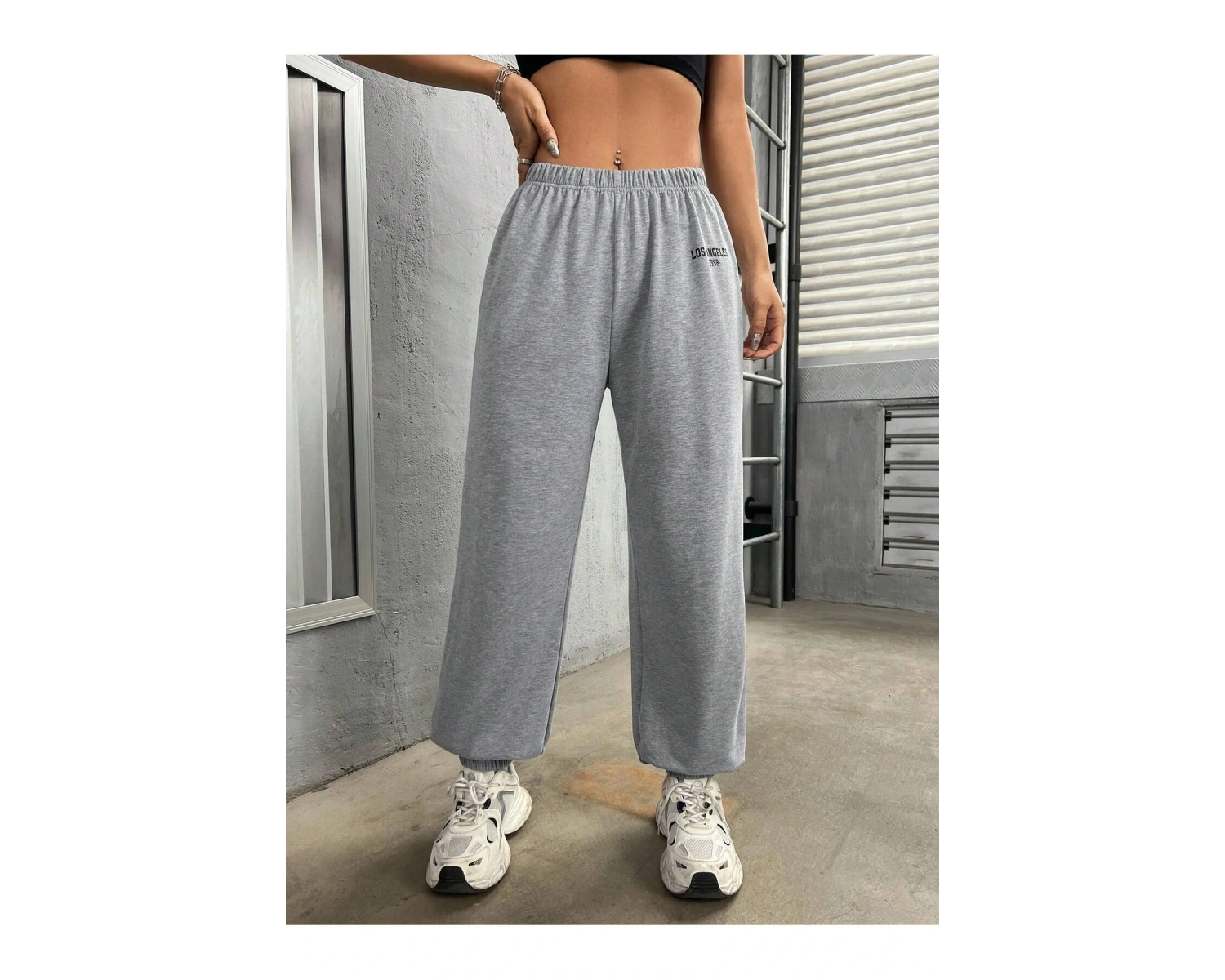 Kadın Yazılı Desenli Elastik Etekli Jogger Eşofman Altı