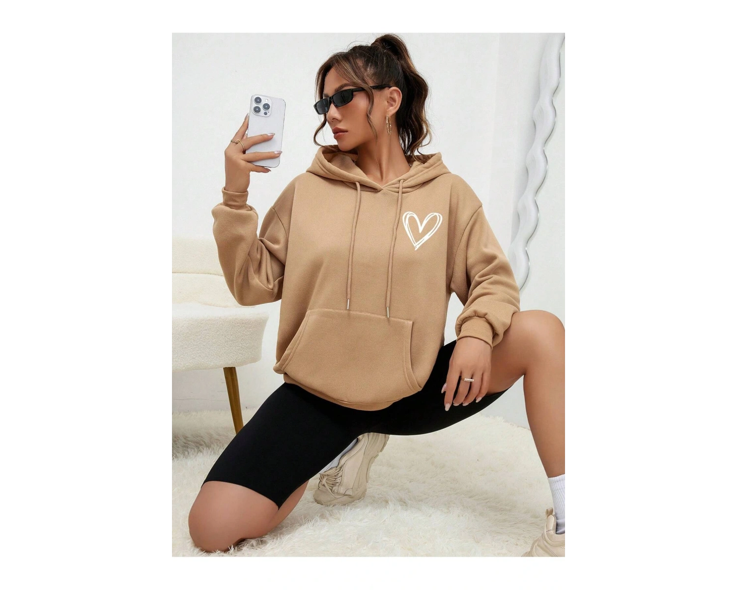 Kalp Desenli Kanguru Cepli Düşük Omuz İpli Kapüşonlu Üst Haki