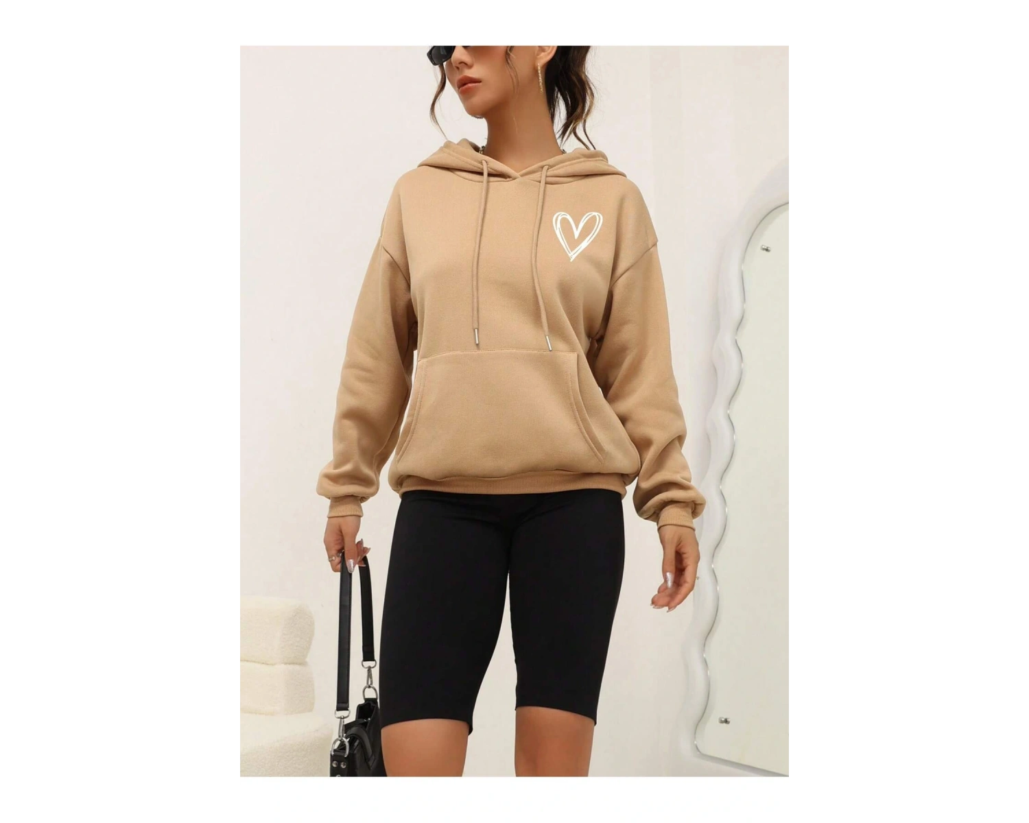 Kalp Desenli Kanguru Cepli Düşük Omuz İpli Kapüşonlu Üst Haki
