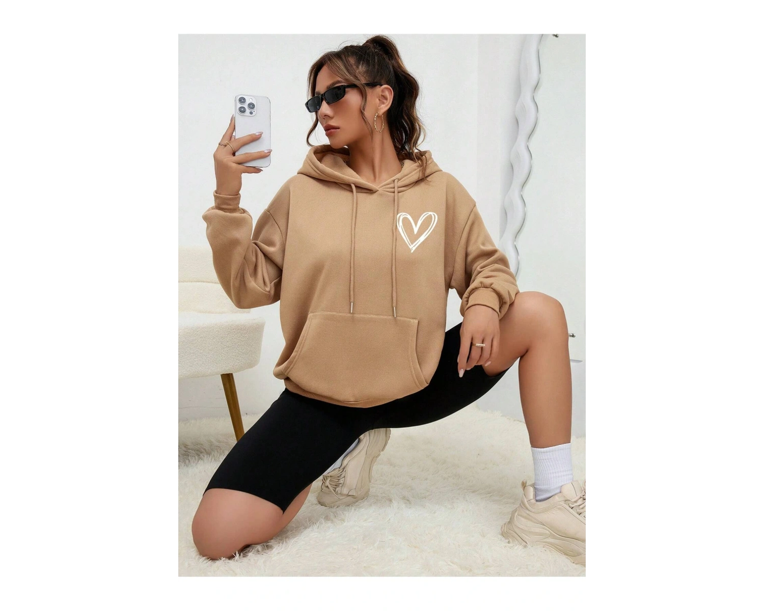 Kalp Desenli Kanguru Cepli Düşük Omuz İpli Kapüşonlu Üst Haki