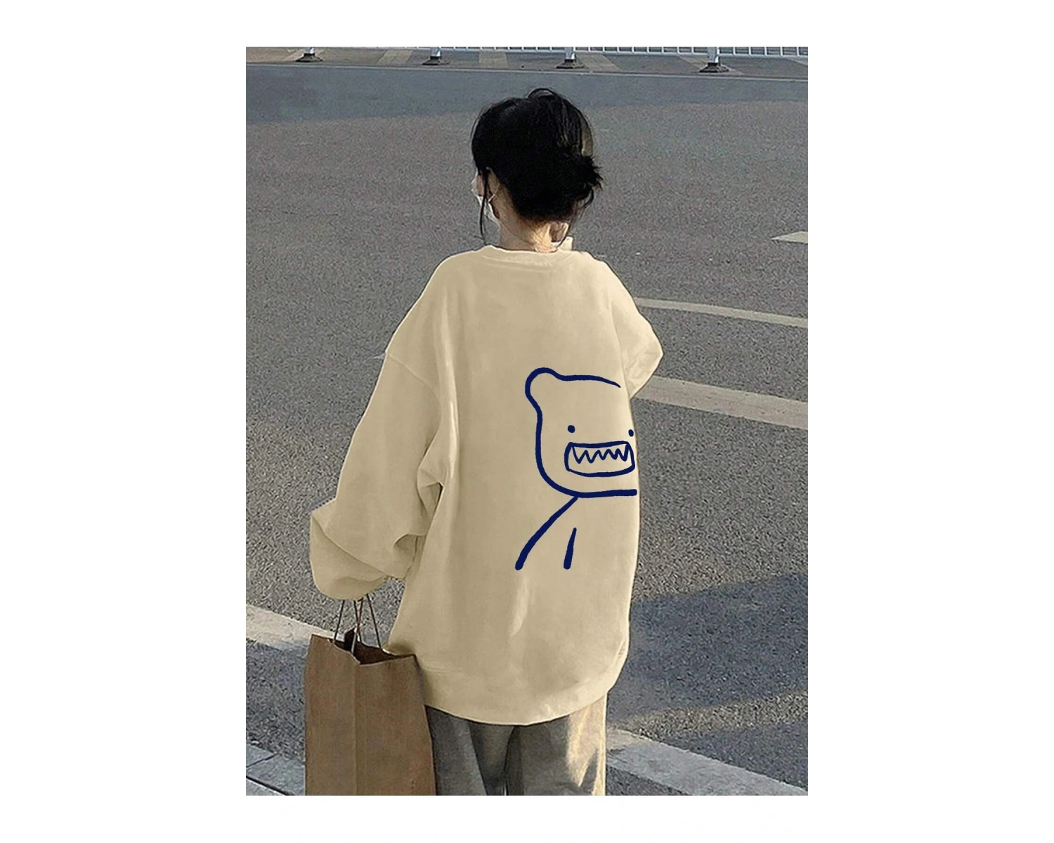 Karikatür Grafik Düşük Omuz Büyük Boy Sweat Bej