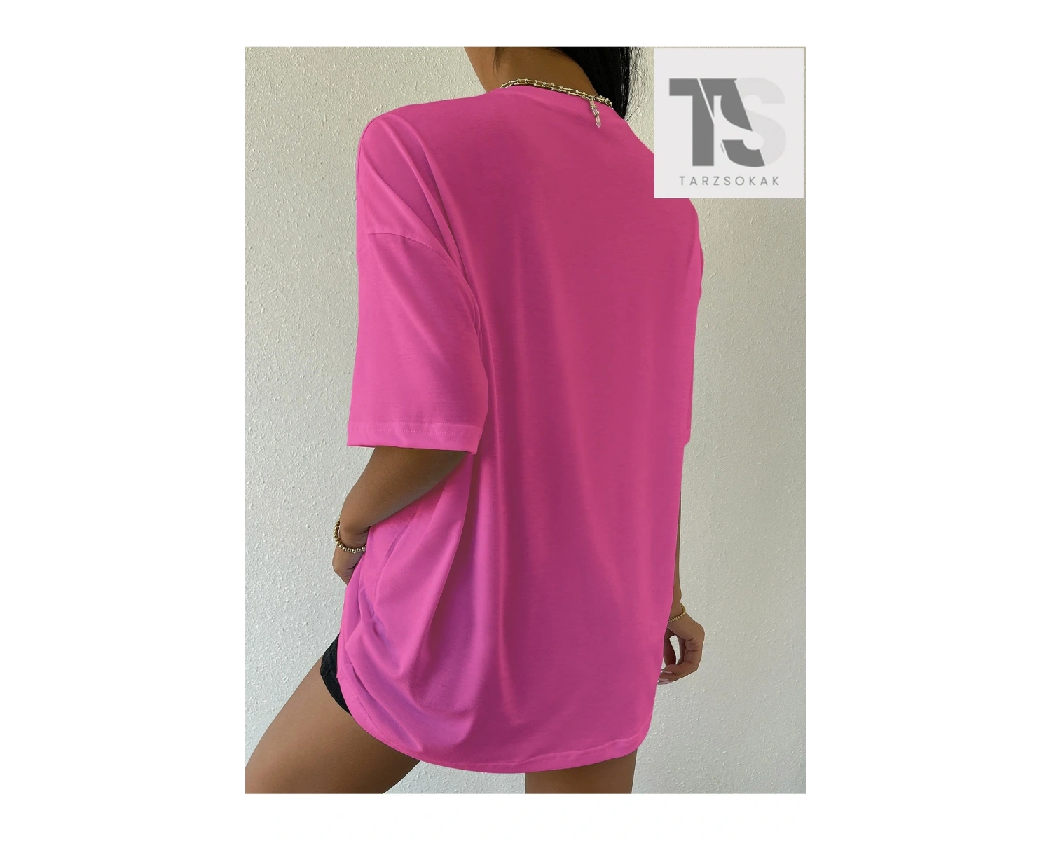 Karikatür ve Harf Grafik Düşük Omuz Tişört