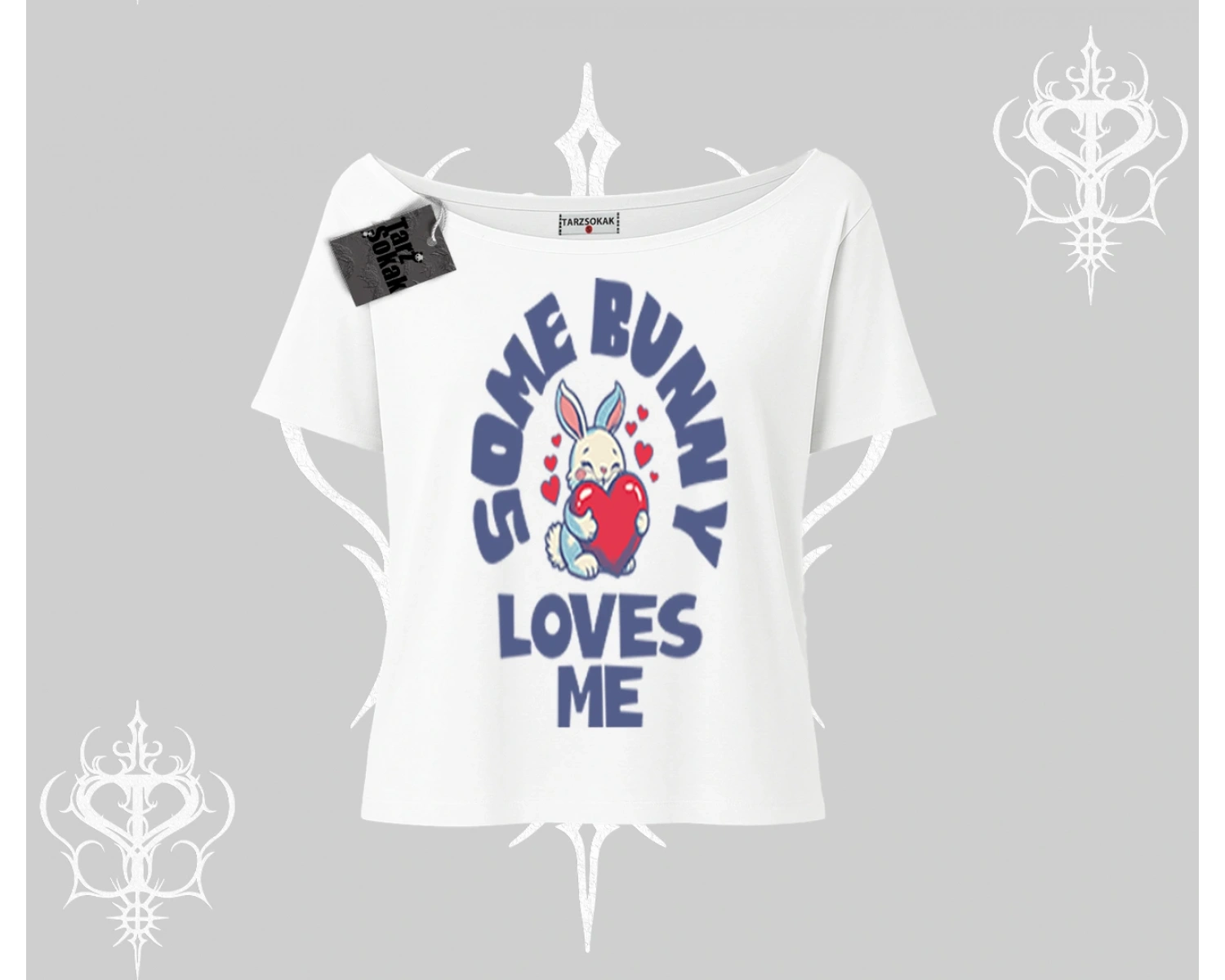 Kayık Yaka Tshirt Sevimli Tavşan Some Bunny Loves Me Baskılı