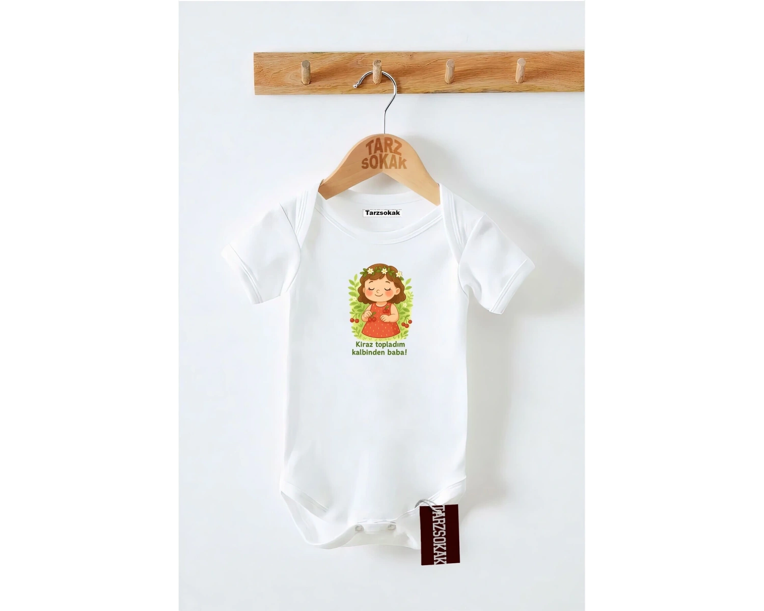 Kısa Kol Body KİRAZ TOPLADIM KALBİNDEN BABA KODZıbın31