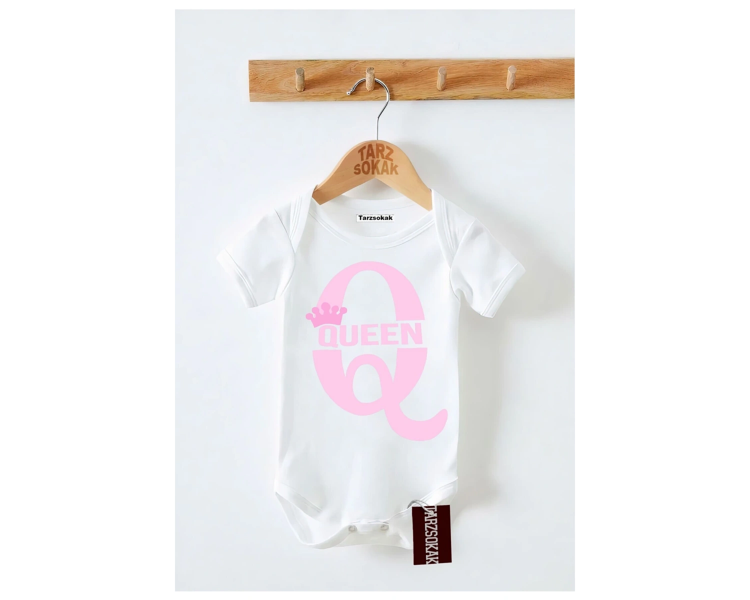 Kısa Kol Body QUEEN DESENLİ KODZıbın49