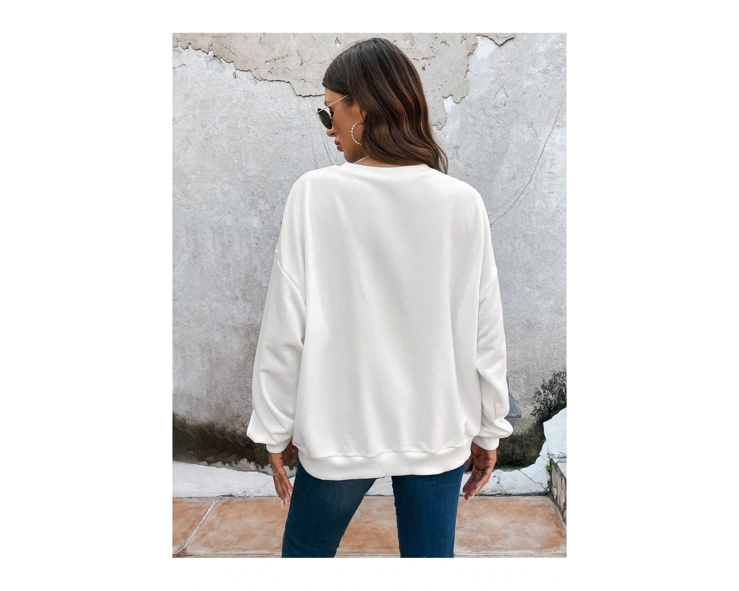 KOD ADR-SHEN Clasi Abstract Figure Graphic Drop Shoulder Sweatshirt Beyaz