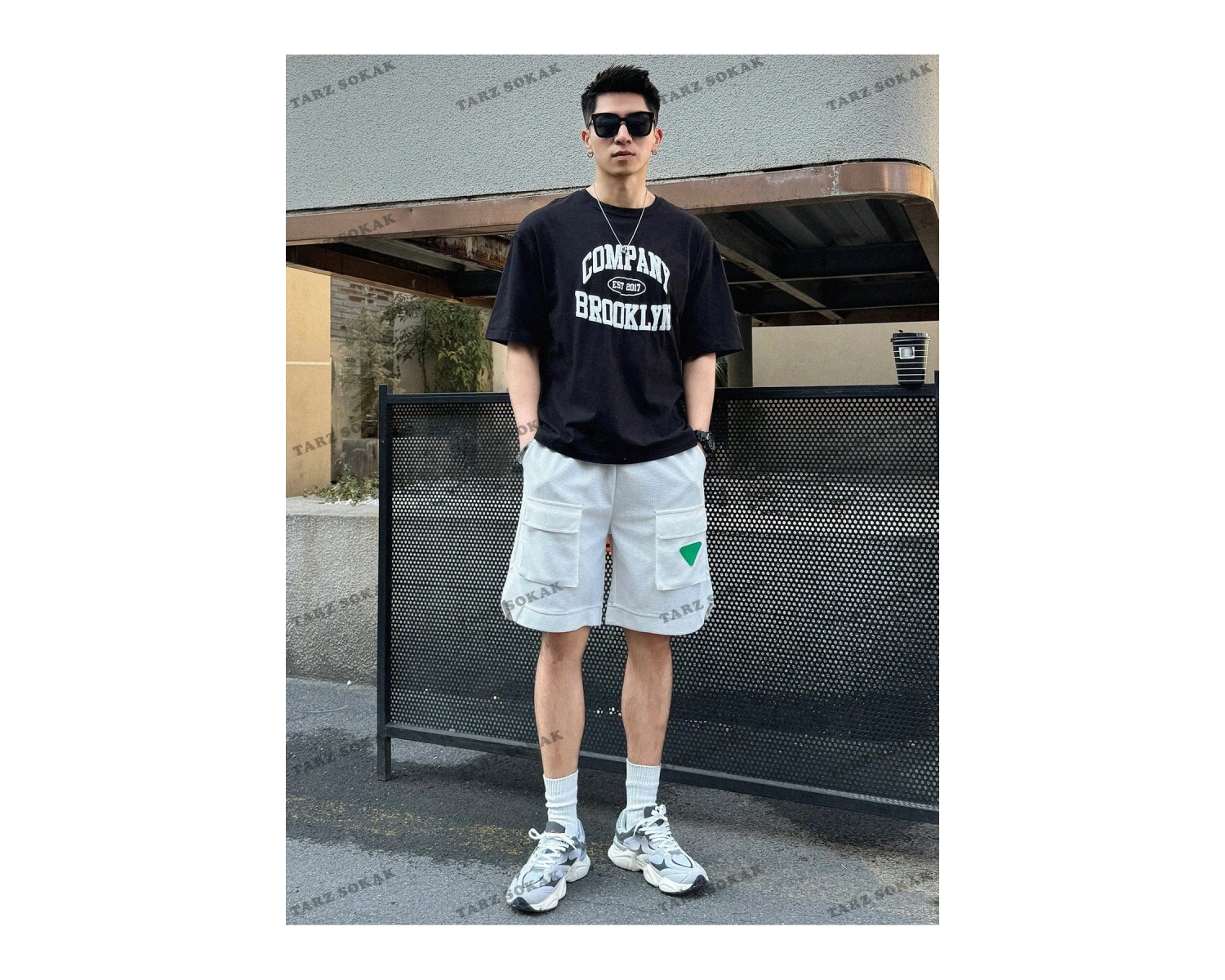 KOD Trend Erkek Harfli Grafik Damla Omuz Tişört