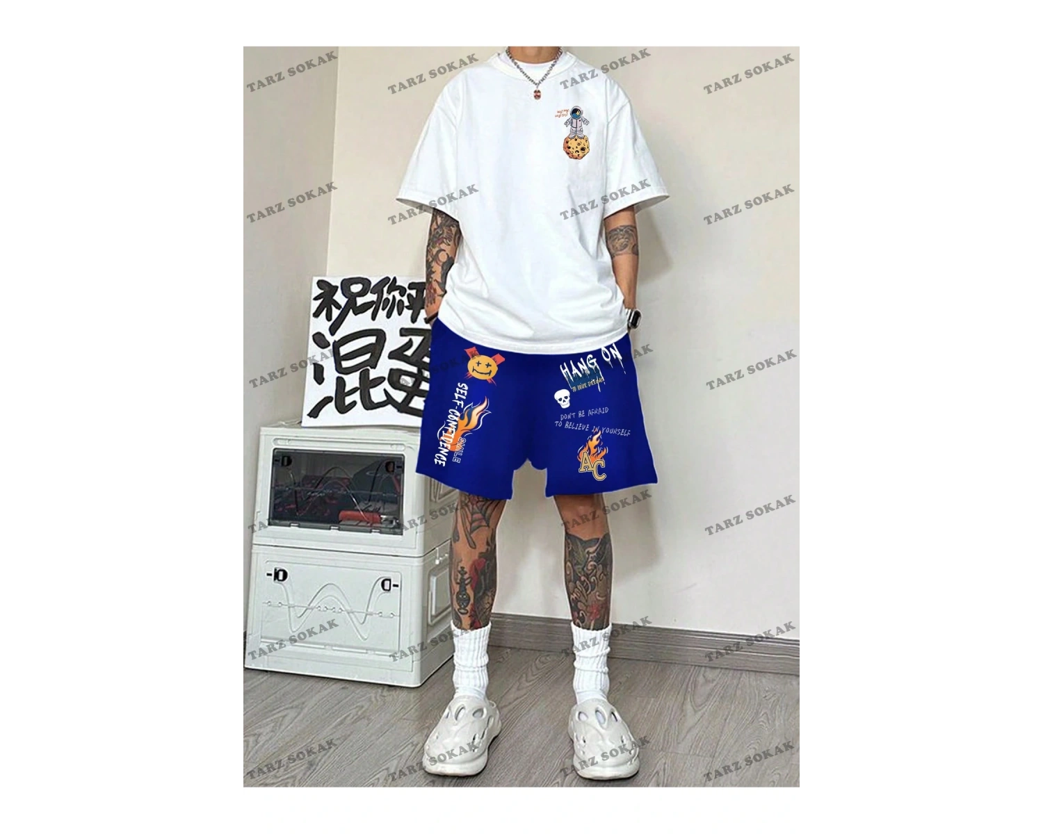 KOD Trend Hypemode Loose Fit Erkek Karikatür ve Slogan Grafikli Düşük Omuz Tişört