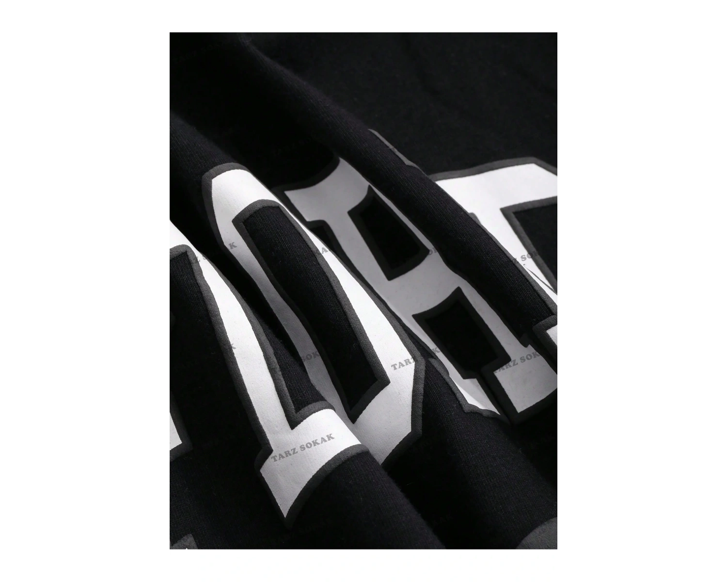 KOD Trend LEGND Erkek Çiçek & Slogan Grafikli Tişört