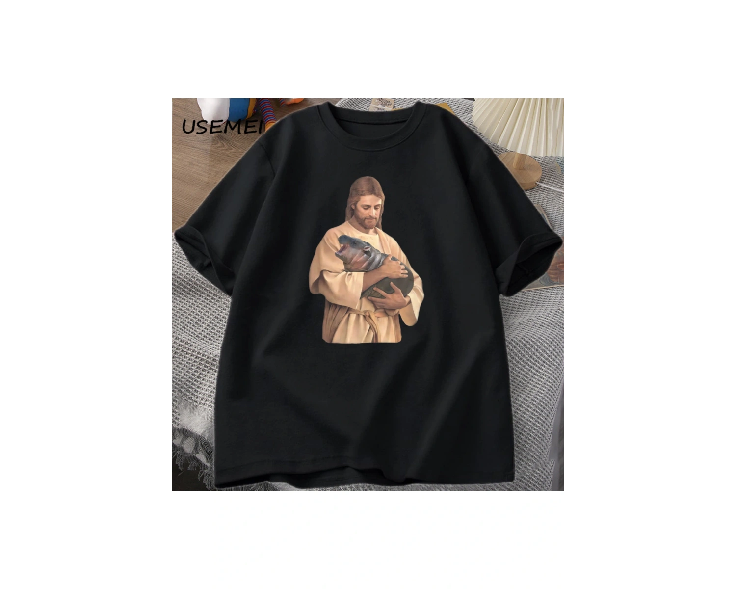 Komik Meme İsa Holding Moo Deng Terkekler kadınlar Hippo Moo Moo Dang Lover tayland T 2797