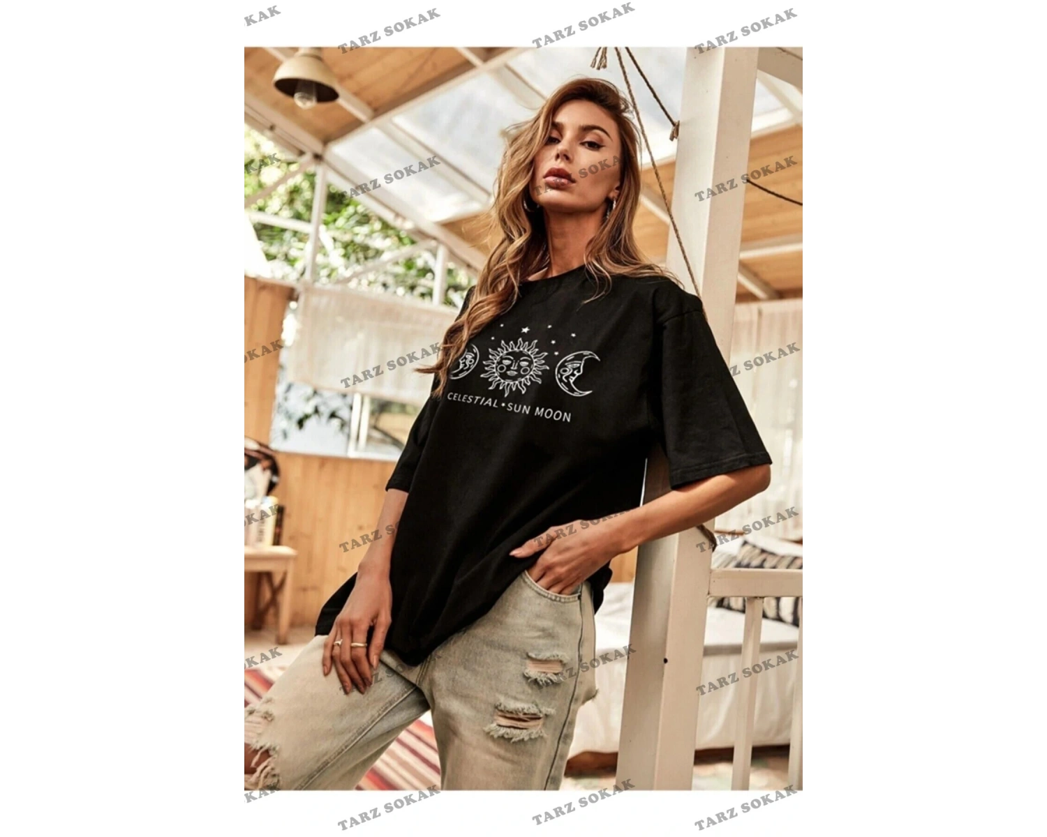 kumaşçılık Kadın Beyaz Aygüneş Baskılı Oversize Penye T-shirt