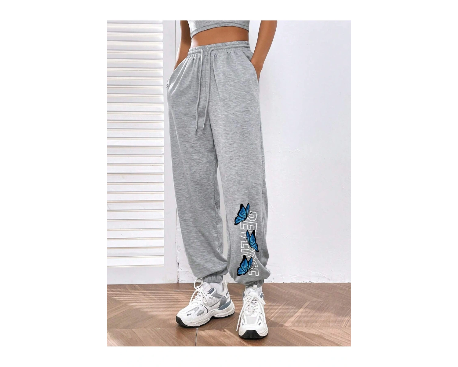 Letter & Butterfly Print Slant Pocket 4 Mevsim Eşofman