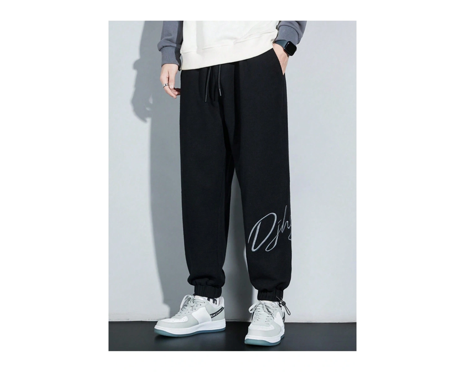 Letter Graphic Drawstring Waist Pants
