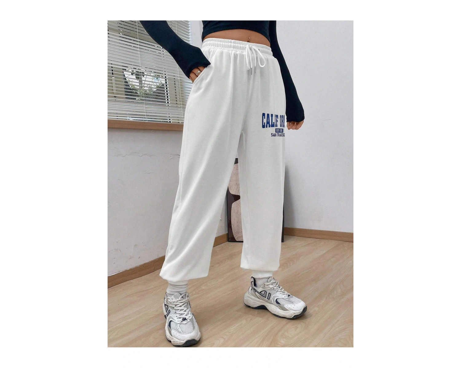 Letter Graphic Drawstring Waist Slant Pocket 4 Mevsim Eşofman