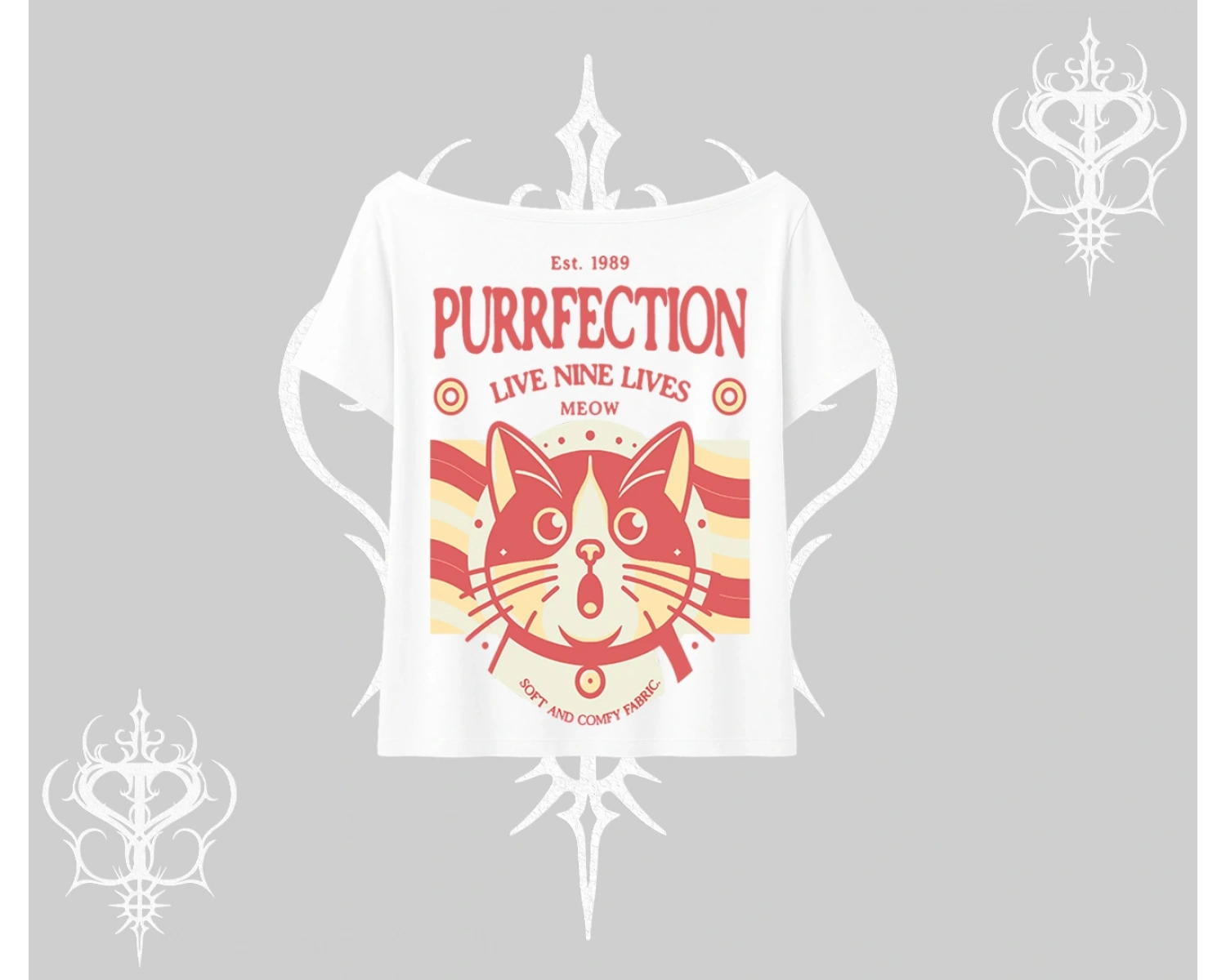 Live Nine Lives Kedi Tasarımlı Kayık Yaka Tshirt