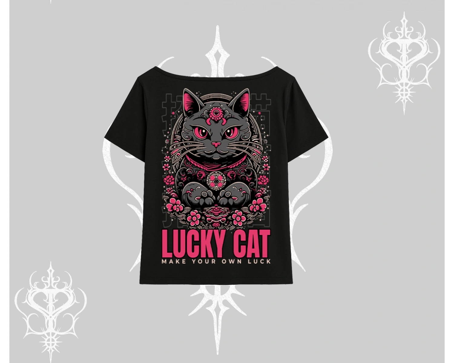 Lucky Cat Japon Tarzı Kedi Baskılı Kayık Yaka Tshirt