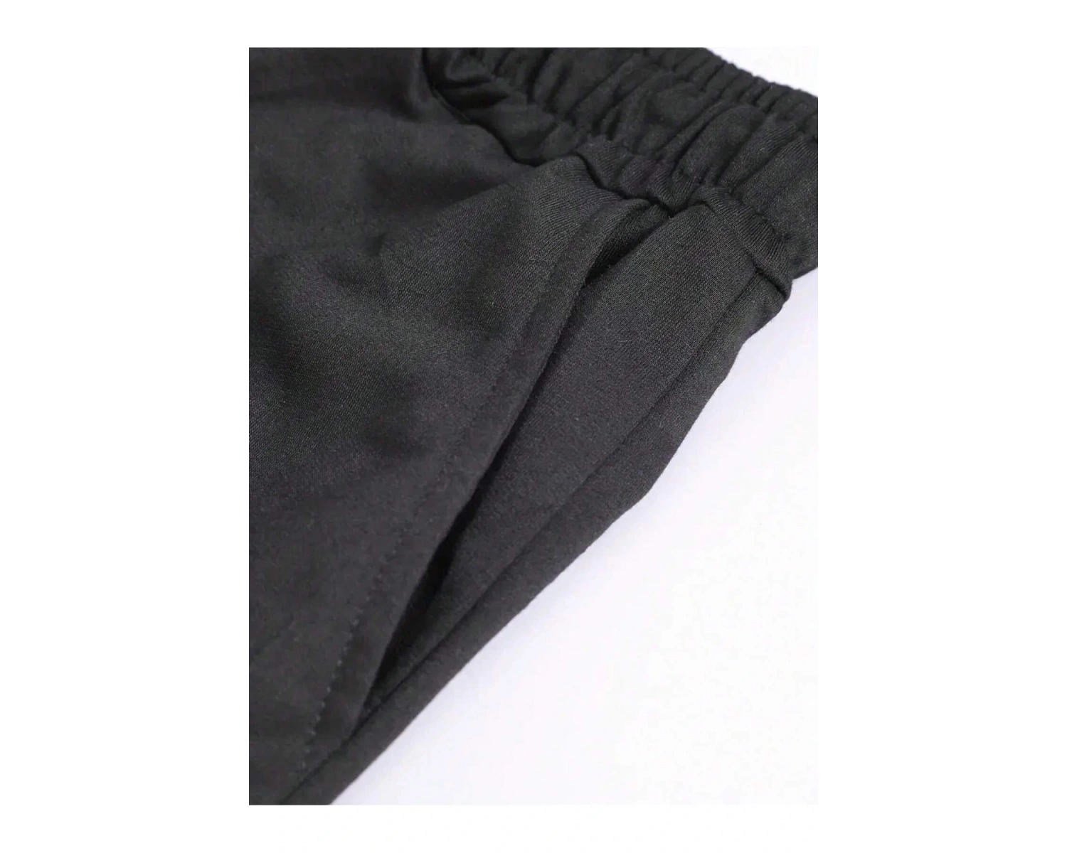 Manfinity EMRG Erkek Grafik Baskılı Tişört Ve Şort Takımı