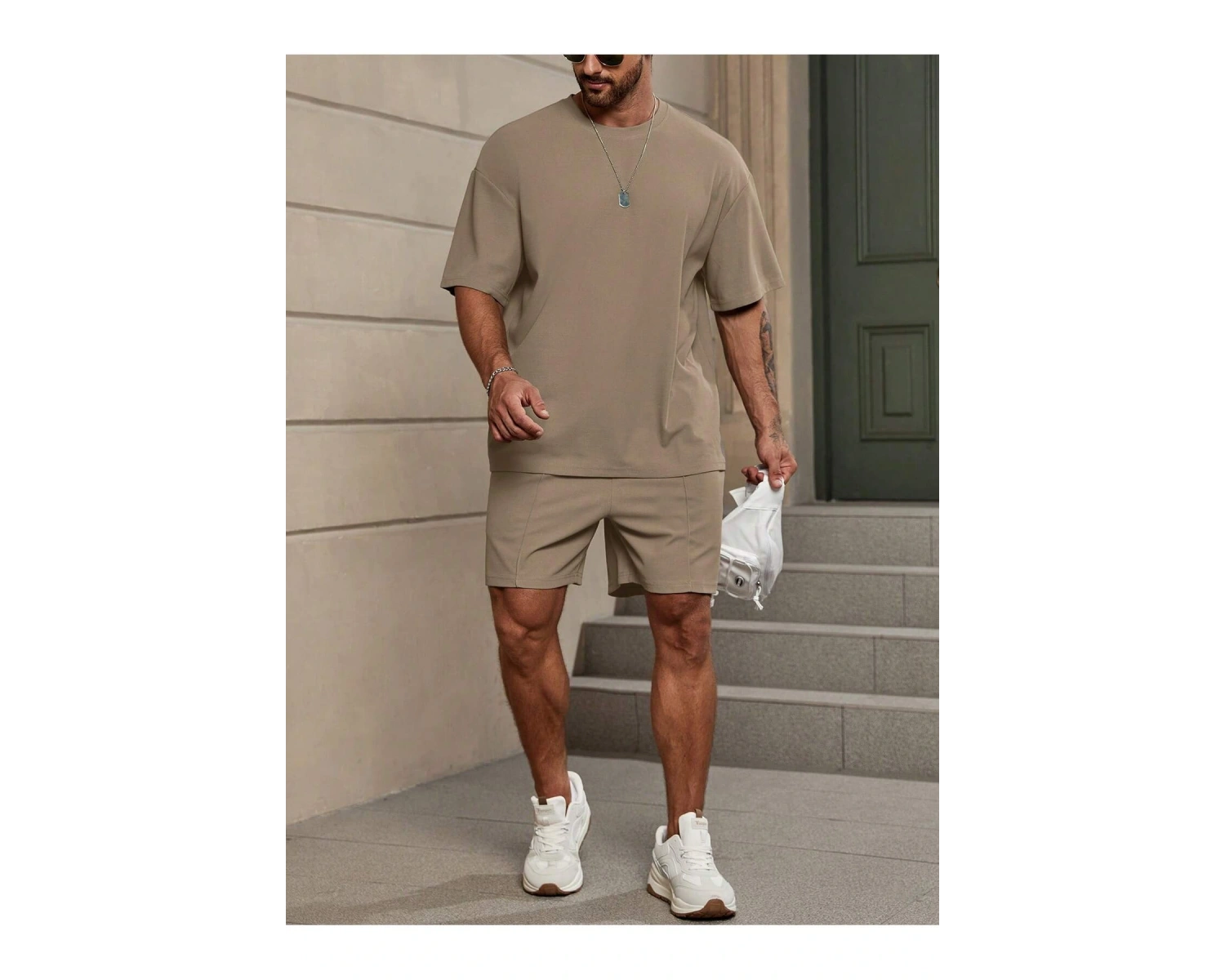 Manfinity Homme Erkek Düz Bol Bel Şortu