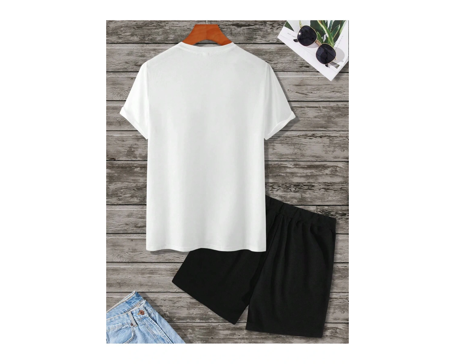 Manfinity Hypemode Erkek Baskılı Kısa Kollu Tişört Ve Şort Takımı