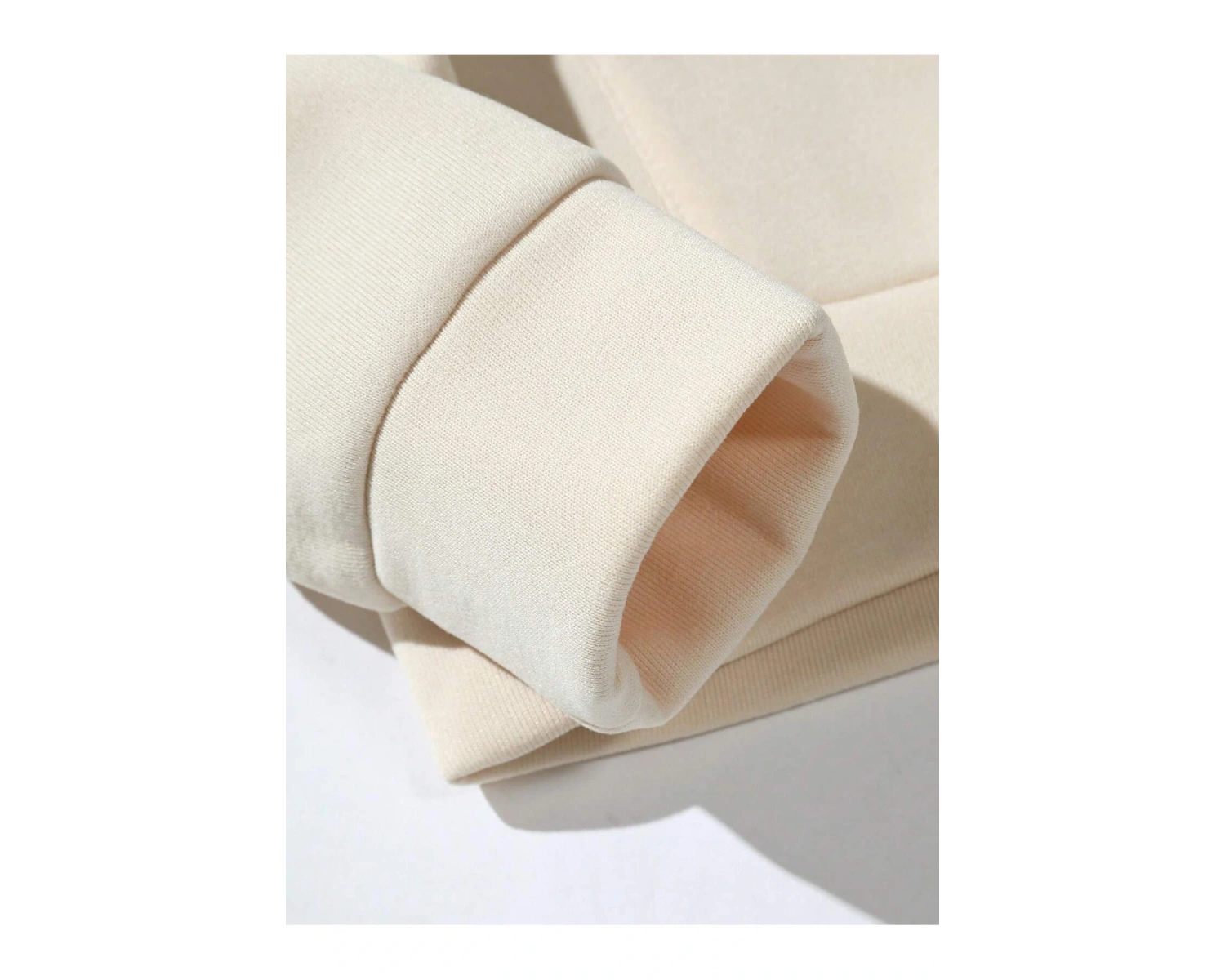 Manfinity Hypemode Letter & Figure Graphic Kangaroo Pocket Drawstring Hoodie Bej