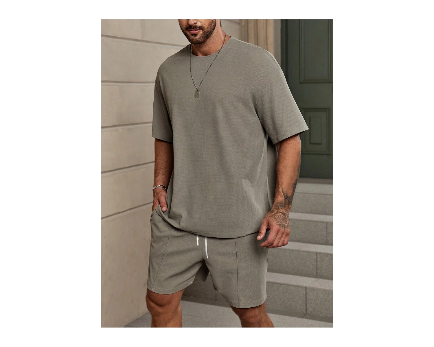 Manfinity KASUA Erkek Günlük Düz Omuz Düşük Tişört ve Şort