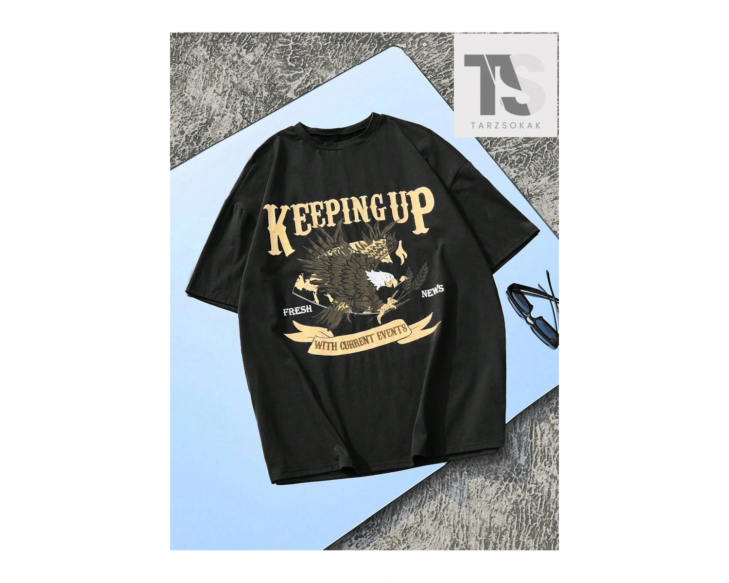 Mektup ve Kartal Baskılı Tişört