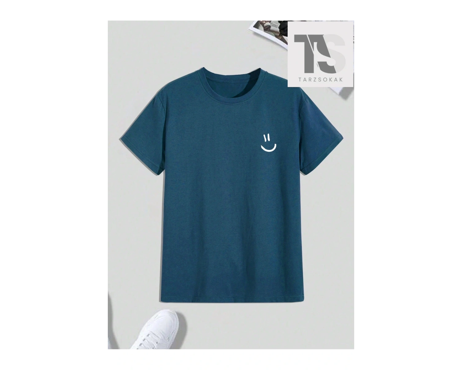 Men Astronot ve Mektup Grafikli Tişört