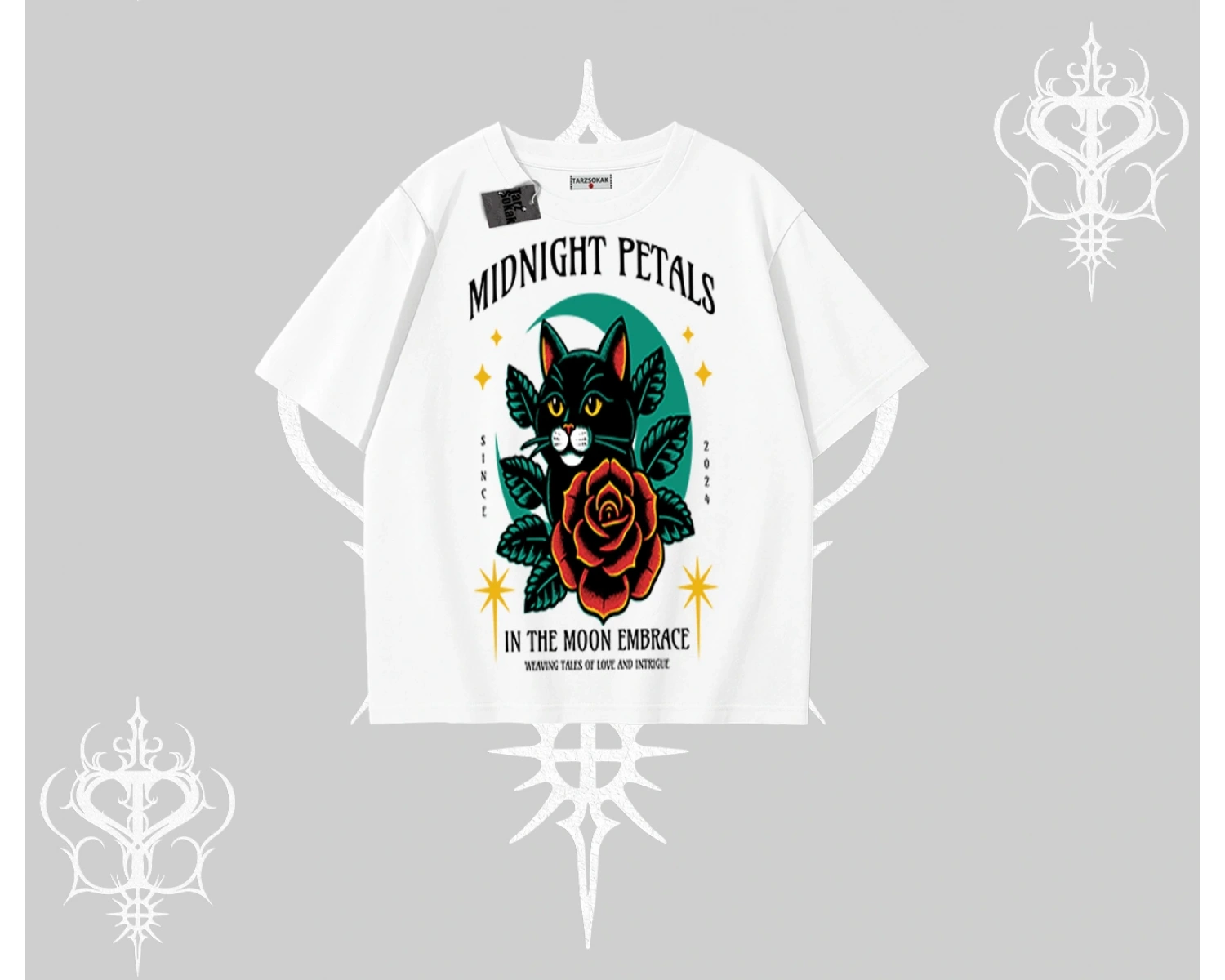 Midnight Petals Kedi Baskılı Oversize Tshirt