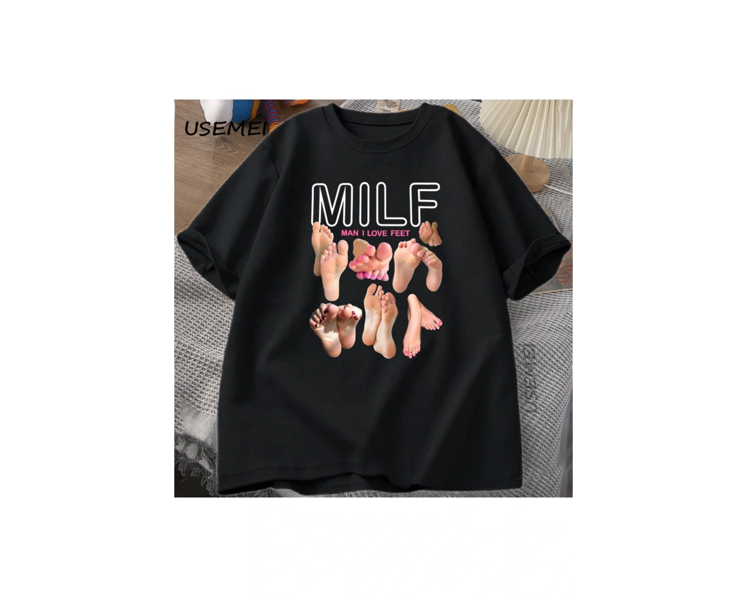 MILF Adam Ayakları Seviyorum Komik Grafik T-Shirt Erkekler Pamuk Kısa Kollu O-Boyun T 2826