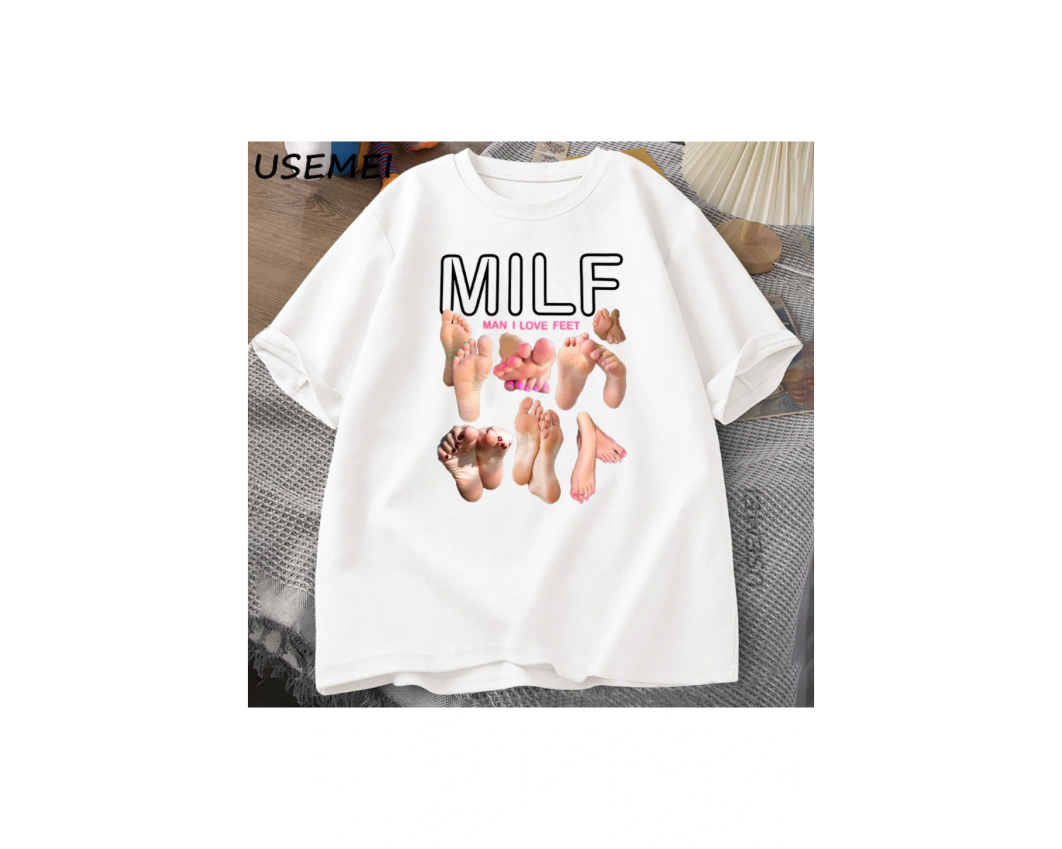 MILF Adam Ayakları Seviyorum Komik Grafik T-Shirt Erkekler Pamuk Kısa Kollu O-Boyun T 2826