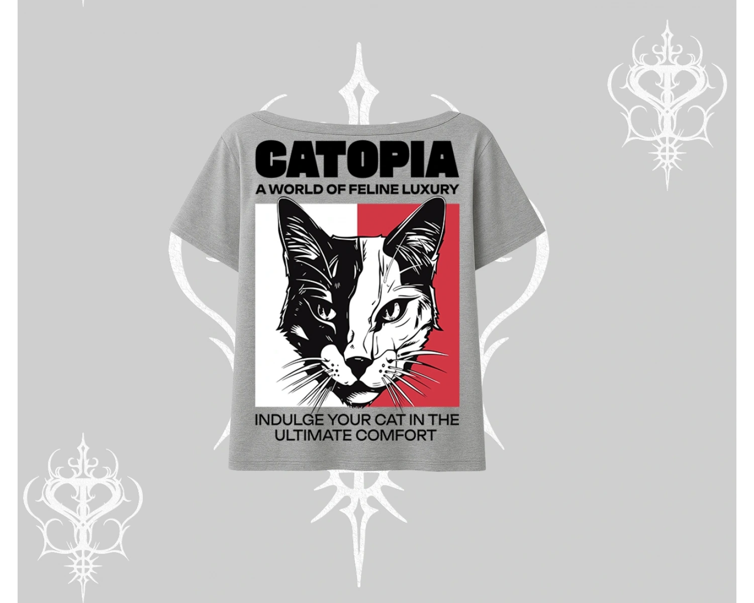 Modern Kedi Temalı Arka Baskılı Kayık Yaka Tshirt