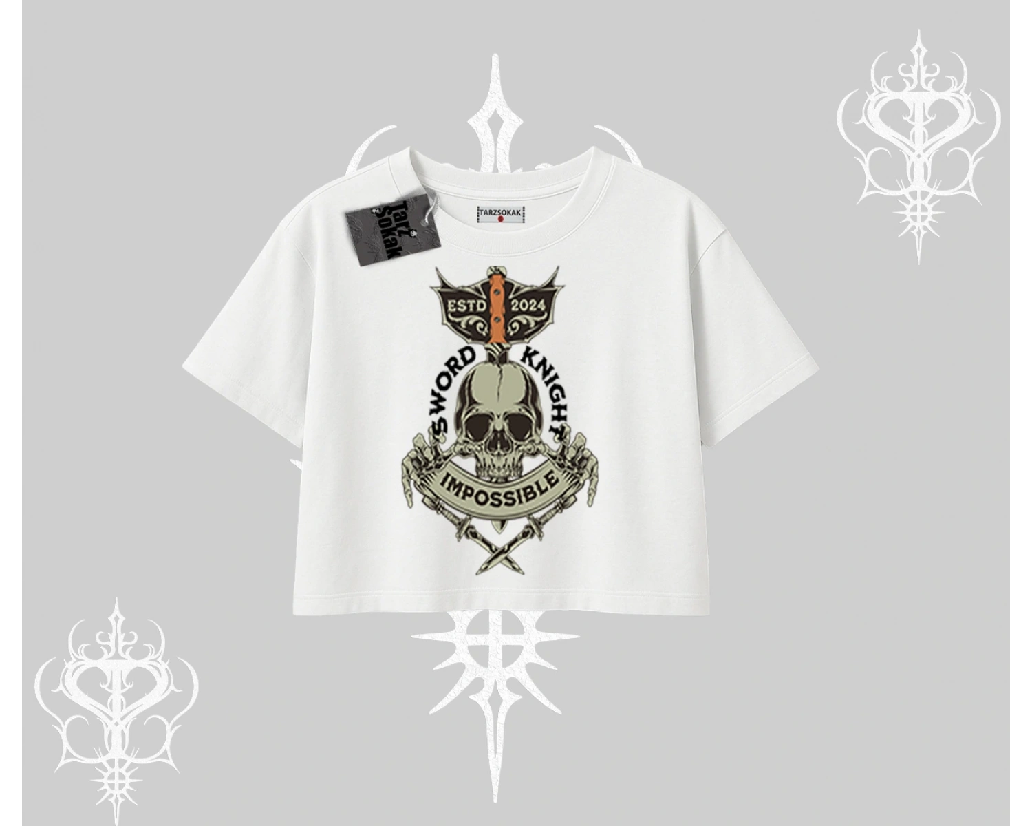 Oversize Crop Tshirt Sword Knight Skull Impossible Street Creed